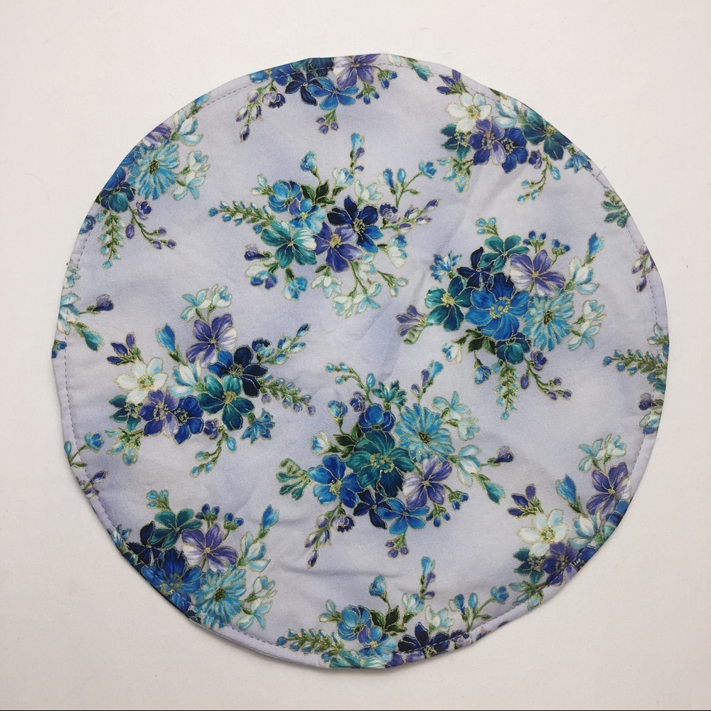 Reversible doily